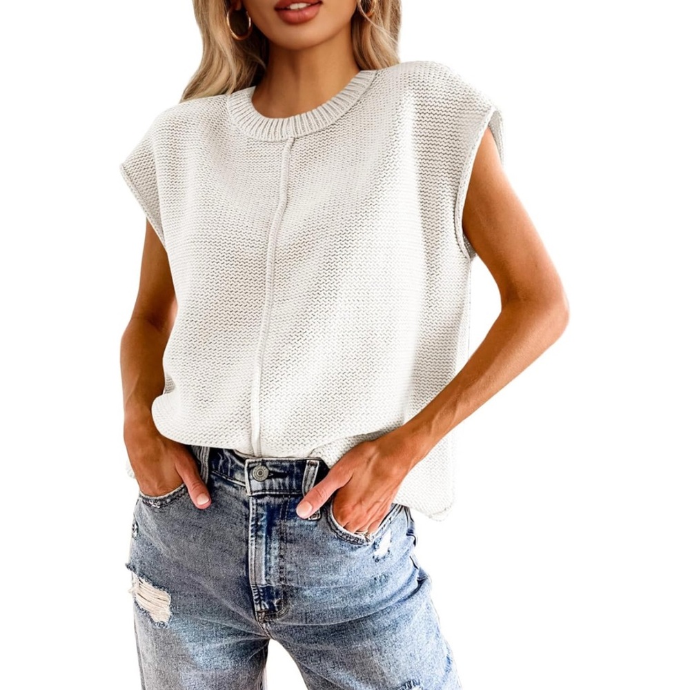Women's White Knit Sleeveless Top